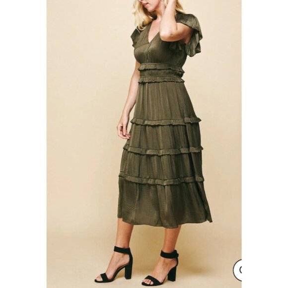 Pinch Tiered Maxi Dress L Large Olive Green Silky Short Flutter Sleeve NEW - Picture 6 of 16